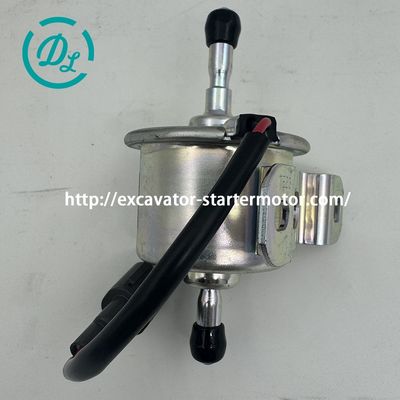 Yakıt Pompası 1G377-52030 Kubota Motor Parçaları DC12V D1105 V2403 D1503